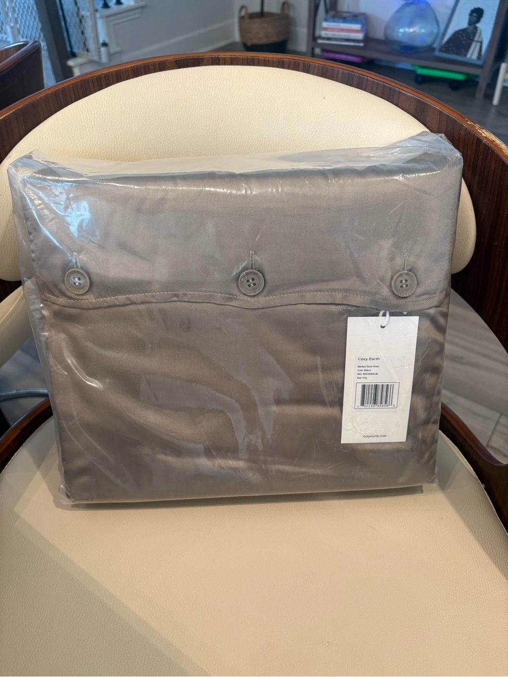 Brand new unopened Cozy Earth King Duvet Cover in Walnut